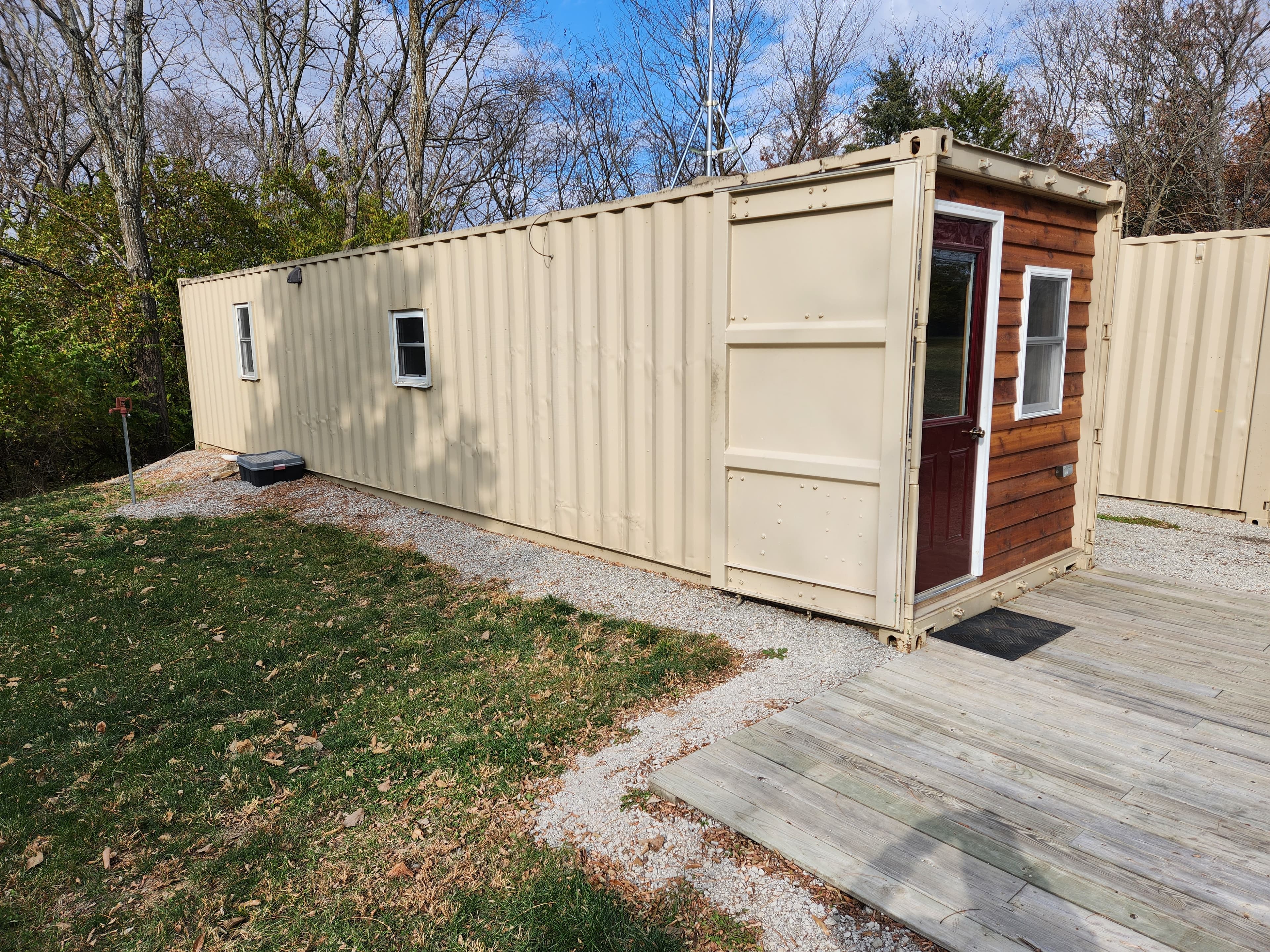 20' High Cube front exterior